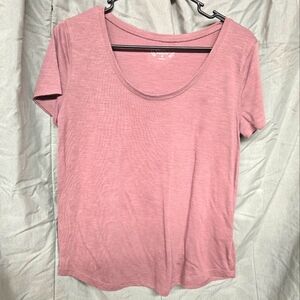 Cute flowy tee shirt